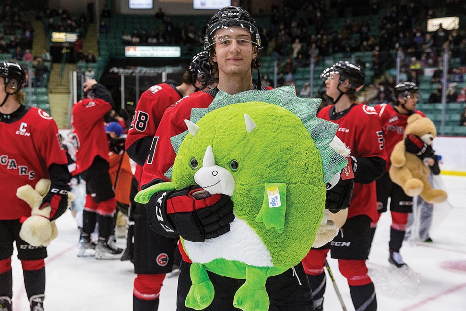 pg cougars teddy bear toss game vs kamloops blazers dec 11/21 5