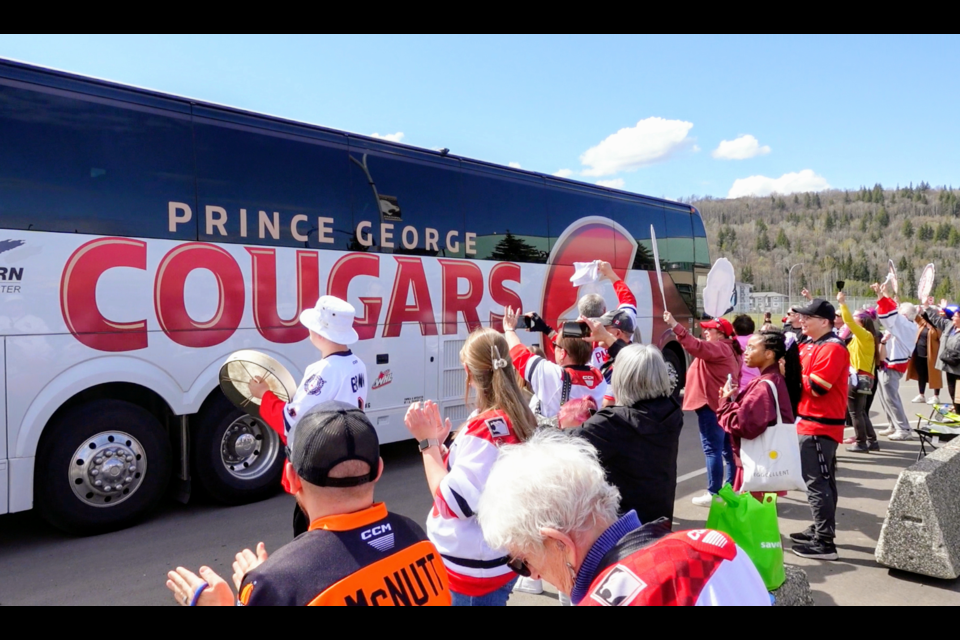 Cougar fans gathered in the CN Centre parking lot let out a big cheer for the boys on the bus when they arrived Friday after a 15-hour trip from Portland. The Cogars face the Winterhawks Monday in Game 6.