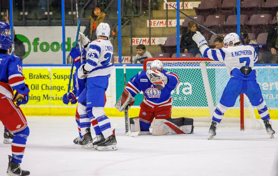 spruce-kings-vs-vees-game-1-2024