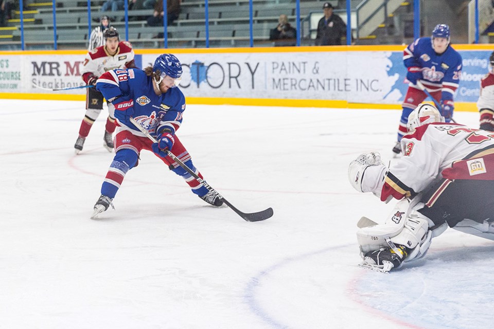 spruce kings vs west kelowna warriors jan 12/22 2