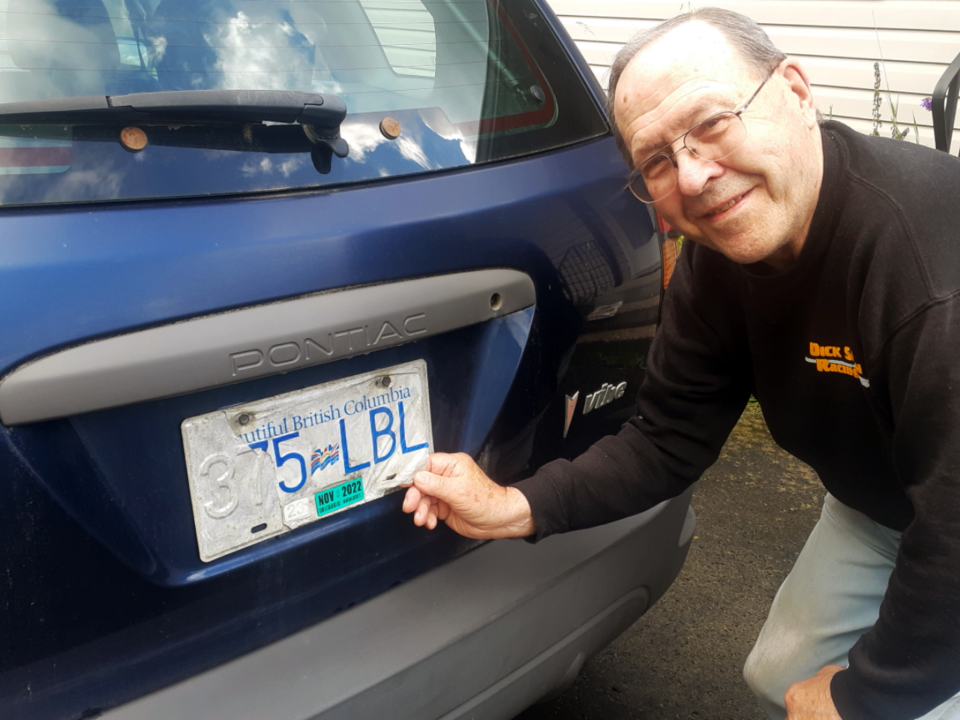 Peeling licence plate Dave Muirhead