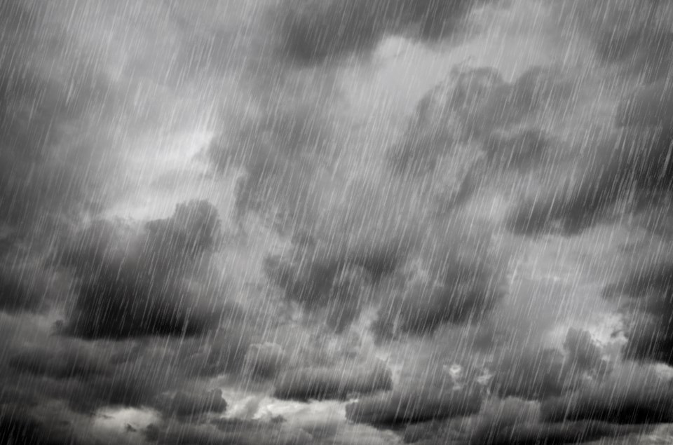 rain-thunder-storm-clouds