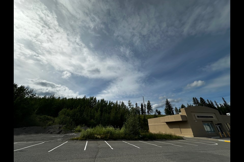A new Popeyes restaurant is expected to be built at this vacant lot on Southridge Avenue, across from Walmart.