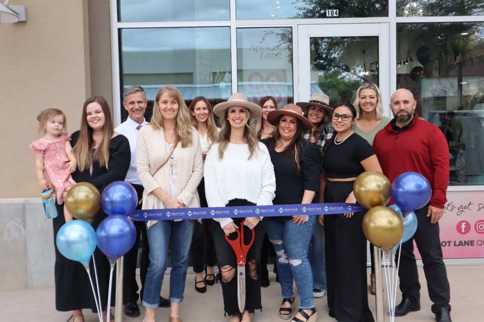 Locally owned and operated women’s clothing store Apricot Lane Boutique is now open in the QC District, just in time for the big holiday shopping week. They officially opened Nov. 16, 2023 with a Queen Creek Chamber of Commerce grand opening ribbon cutting ceremony.