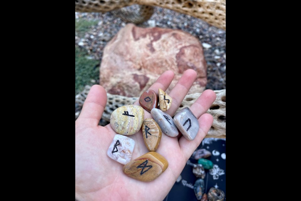 Moody Hemlock will be brining rocks and crystals that they personally and locally rockhound, cut and polish to the Aug. 13, 2022 market. They will also bring free forms, tumbled and hand polished rocks, hand carved rune sets and jewelry. And to top it off, rare and exotic plant propagations!