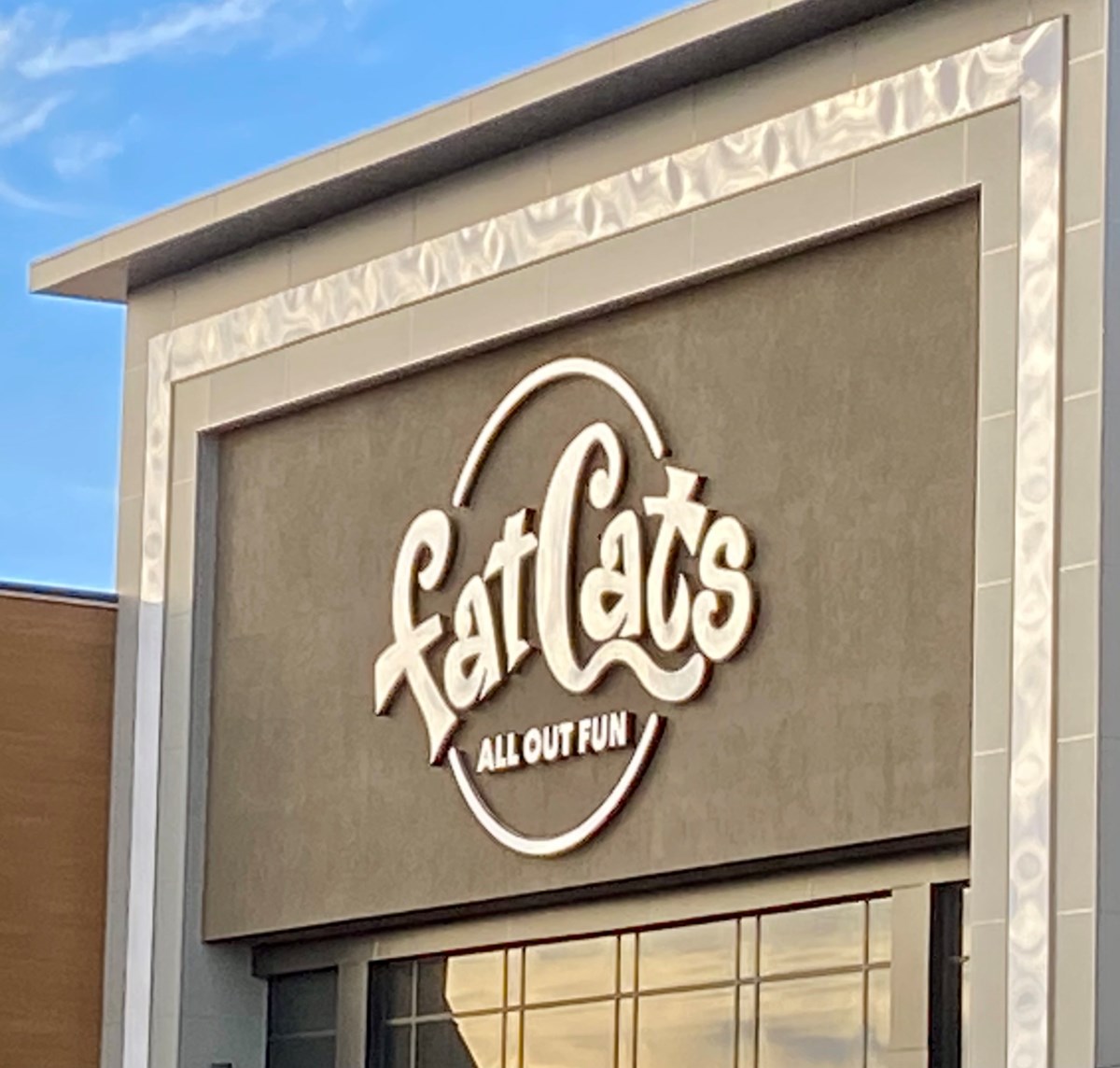 Fat Cats brings fun entertainment, activities to Queen Creek