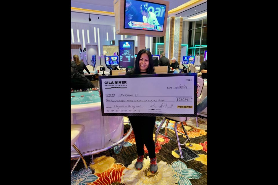 Local resident Kanchana Davis hit a royal flush jackpot worth $786,000 while recently playing Ultimate Texas Hold’Em at Gila River Resorts & Casinos – Santan Mountain. This is the largest table games jackpot win at the new casino that opened in July.