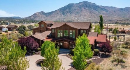 Luxurious equestrian property in Scottsdale.