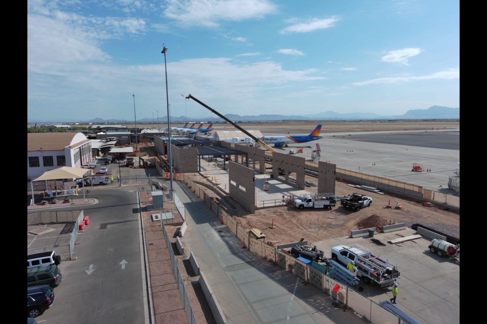 General contractor McCarthy Building Companies and DWL Architects + Planners recently celebrated the topping-out milestone at Phoenix-Mesa Gateway Airport’s new 30,000-square-foot, five-gate terminal modernization project.