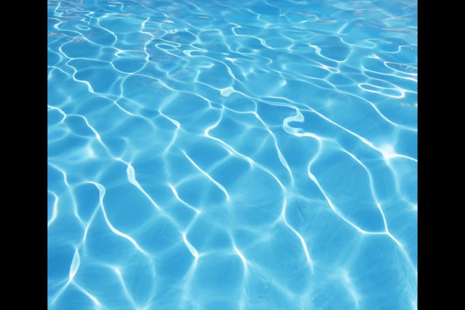 The Town of Queen Creek offers tips for how residents can save water if they have a swimming pool.