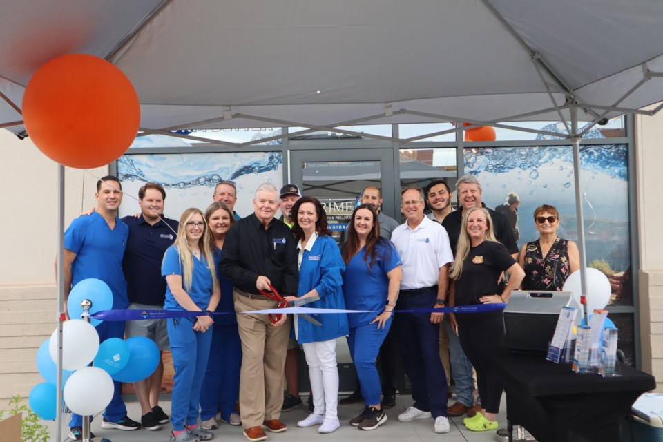 Prime IV Hydration and Wellness opened its second store in Arizona on July 29, 2022. It is the 38th Prime IV location nationally and is owned by Queen Creek locals Tom and Melanie Kasper. The storefront is located in the Queen Creek Marketplace.