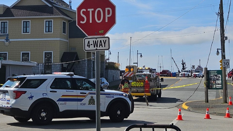 aug-1-steveston-downed-power-lines