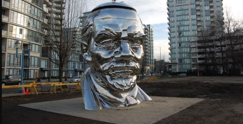 This chrome bust of Lenin caused a stir in 2010 in Richmond. But who or what was balancing on his head?