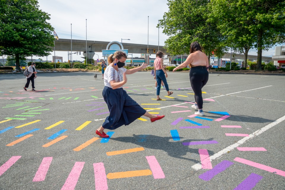 Richmondites can dance to Murmurations: Scores for Social Distancing outside Lansdowne Centre.