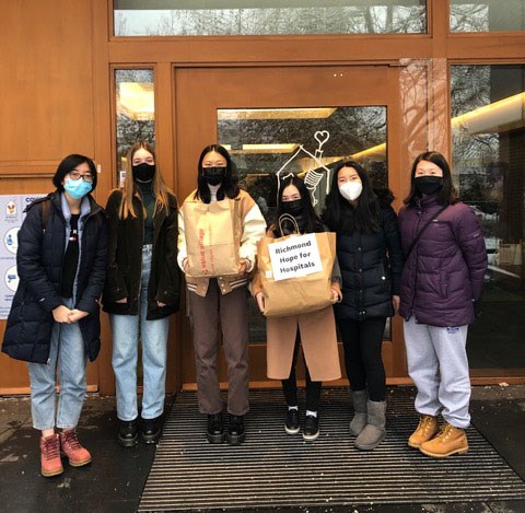 McMath's RHFH club ar Robald McDonald House (from left) Kelsey Gee, Silvie Joseph, Jolina Huang, Melissa Zhou, Kate Nunn, Emily Ma