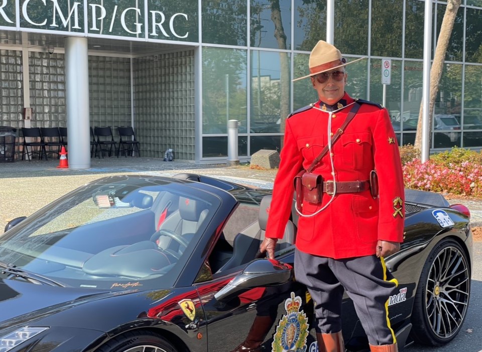 ferarriandmountie