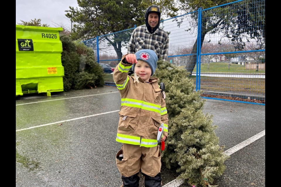 Volunteers, young and old, chipped in for this annual community event.