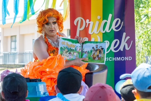 Drag Queen Storytime