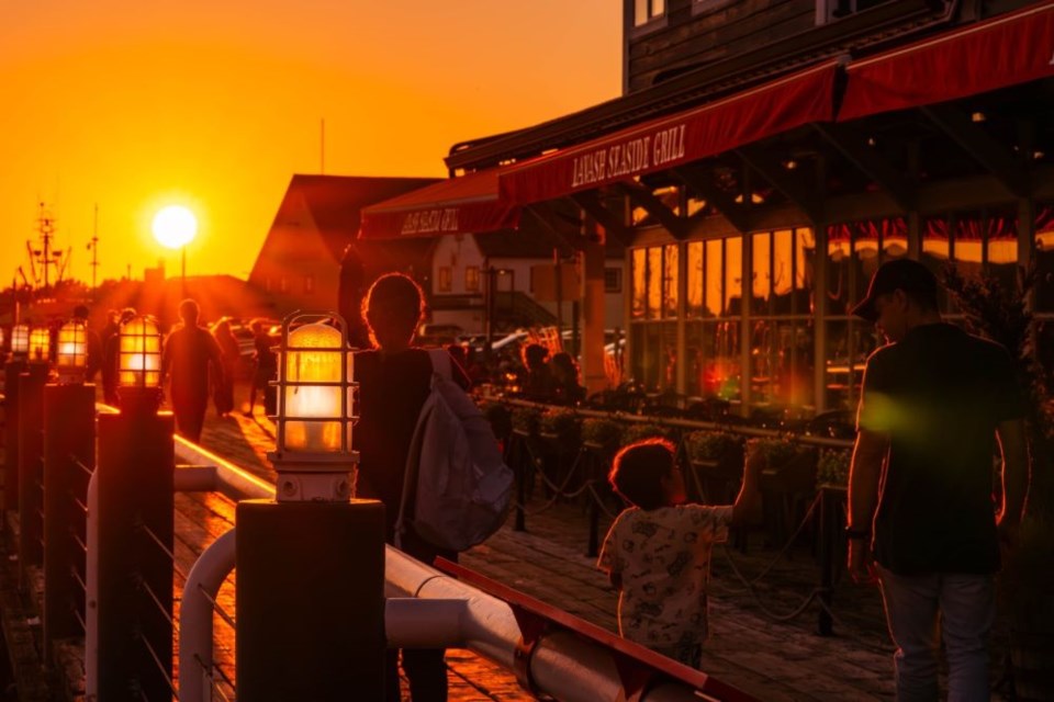 johnny-choi-sunset-august-2025