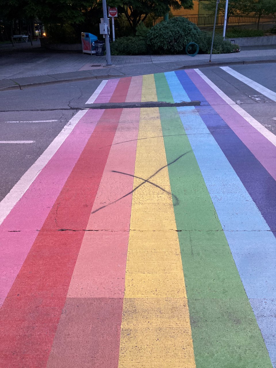 07rainbowcrosswalk