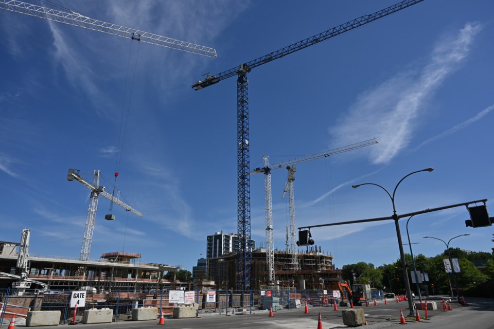tower-cranes-galileo-cheng
