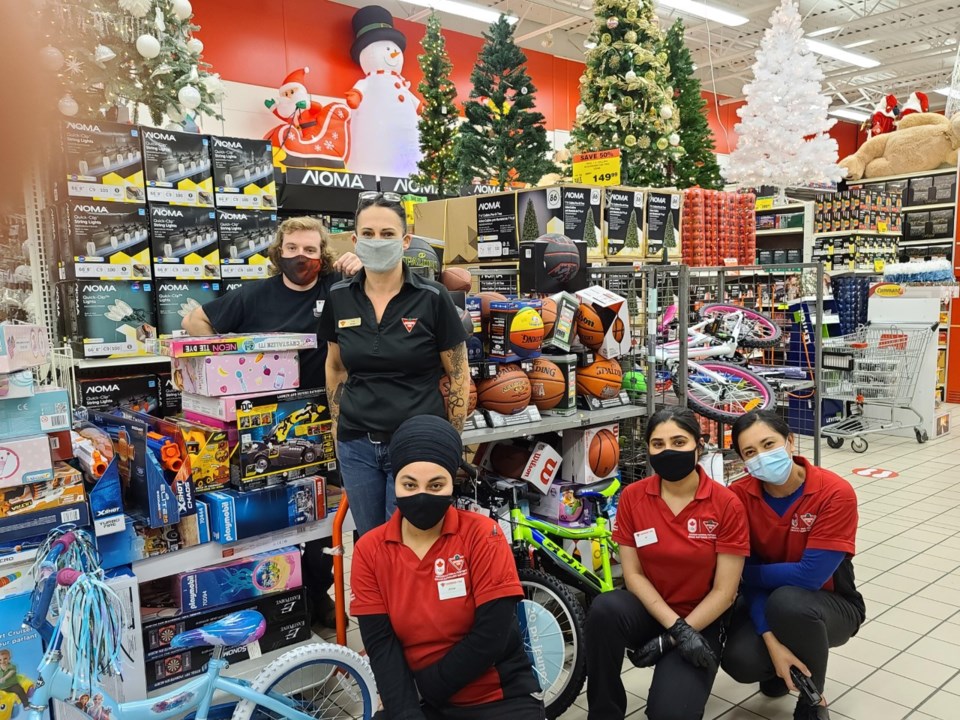 Richmond Christmas Fund Canadian Tire team