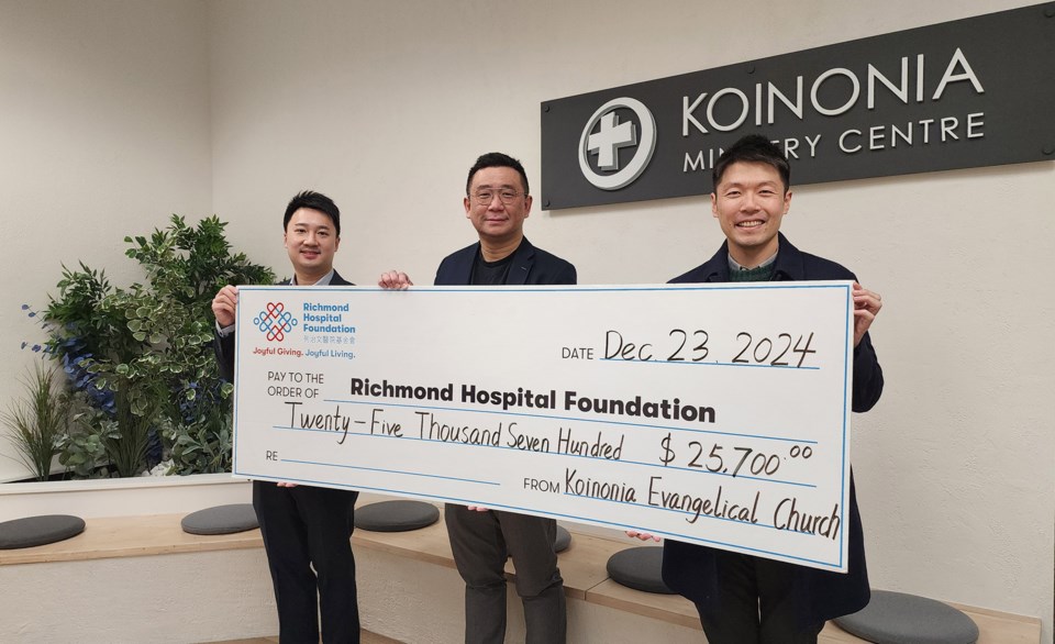 koinonia-evangelical-church-cheque-presentation-2025