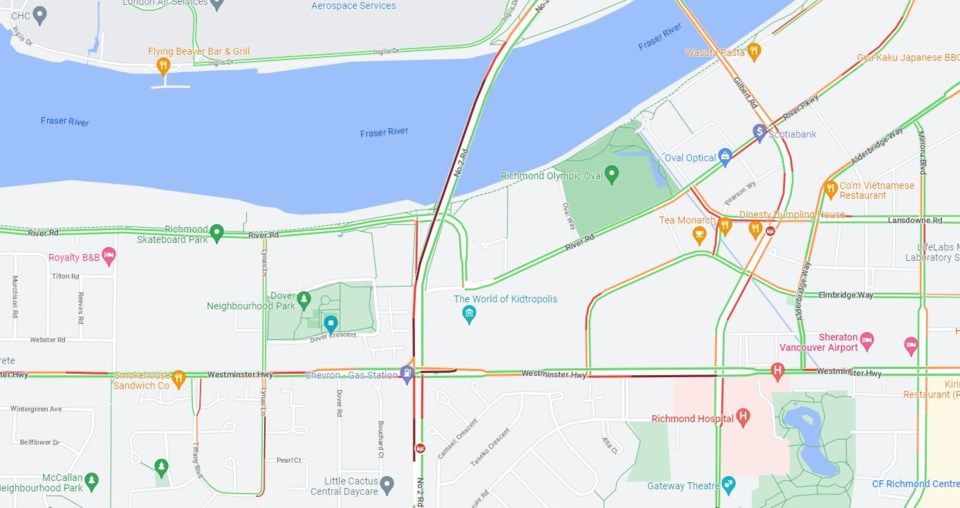 fraser-river-bridge-traffic
