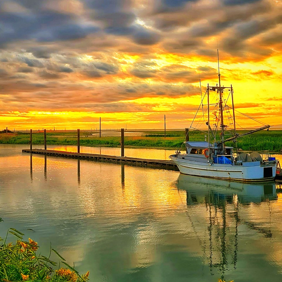 Garry Point boat sunset