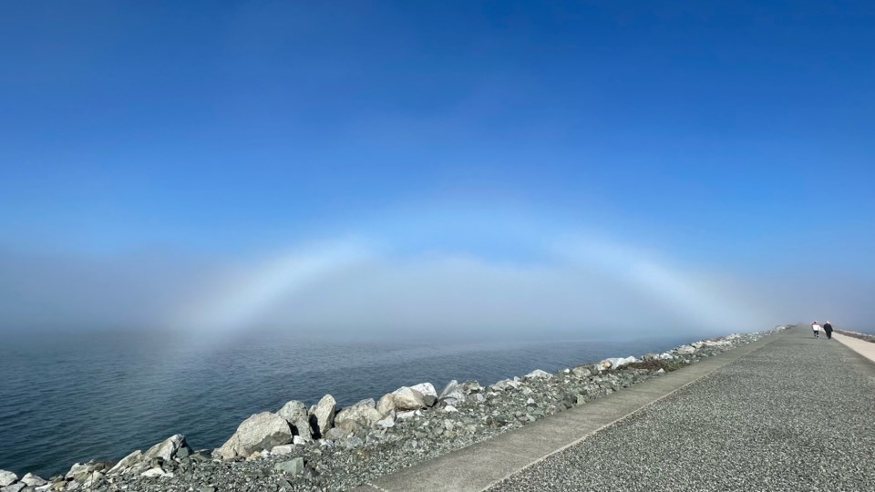iona-jetty-fog-bow-gmr