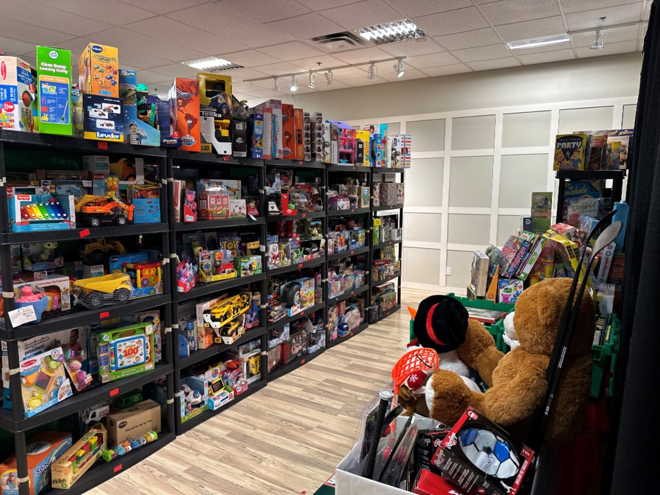 christmas-fund-toy-room-1