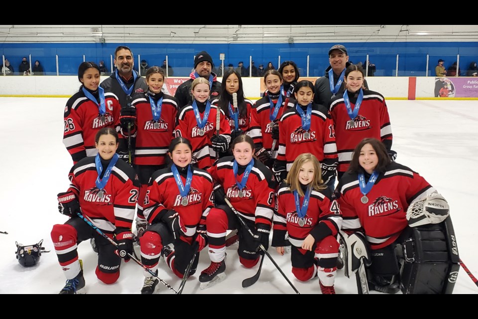 The Ravens U13C1 girls won silver