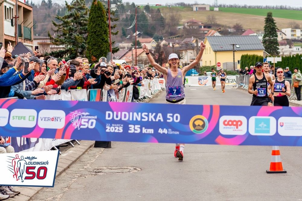 Richmond Olympian beats world record in 35-km race walk
