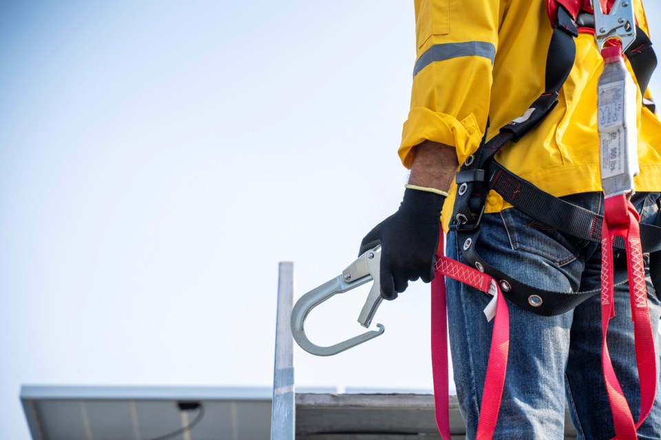 construction-worker-harness