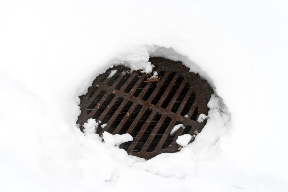 snowy-manhole-cover