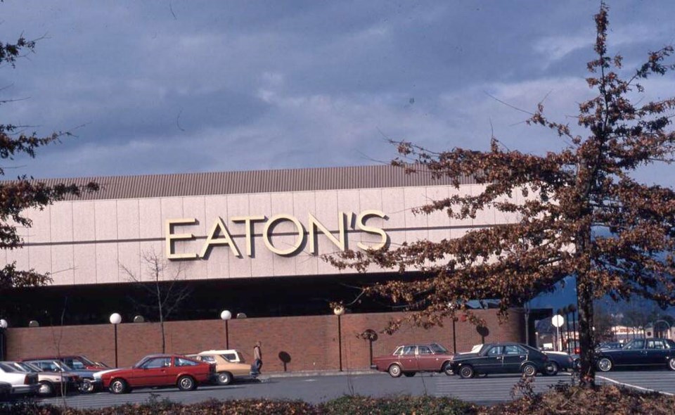 web1_eaton-s-at-lansdowne