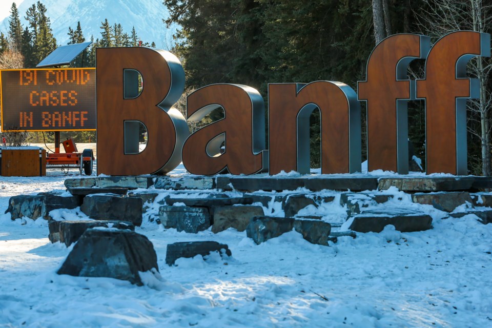 20201201 Banff COVID-19 0179