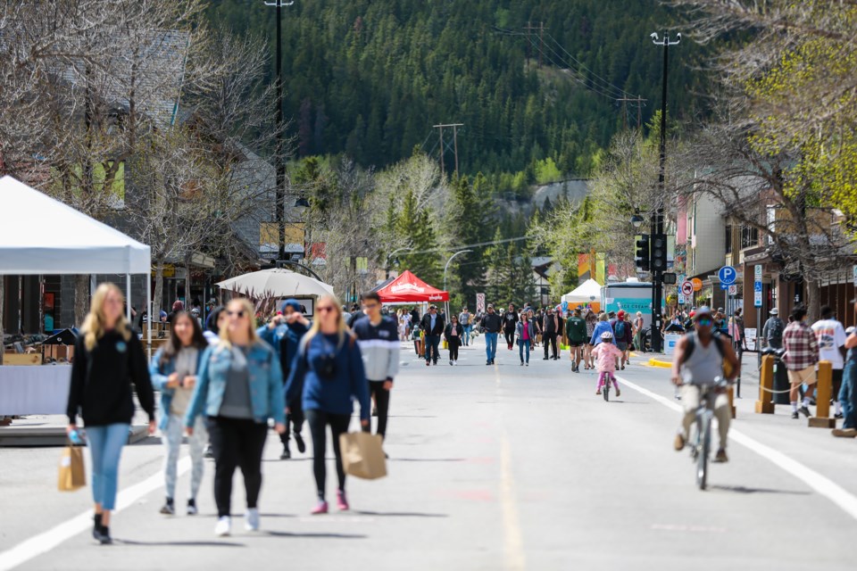 Canmore, Banff outpace provincial, national population rate