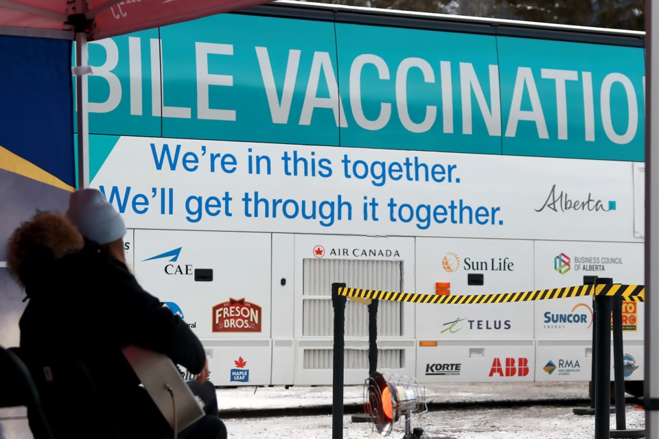 The Town of Banff had the mobile vaccination bus in front of Town hall Monday (Nov. 8) to encourage people to get their COVID-19 vaccine. Alana J. Brown played music for the second hour, with other local musicians on site to entertain people.

GREG COLGAN RMO PHOTO