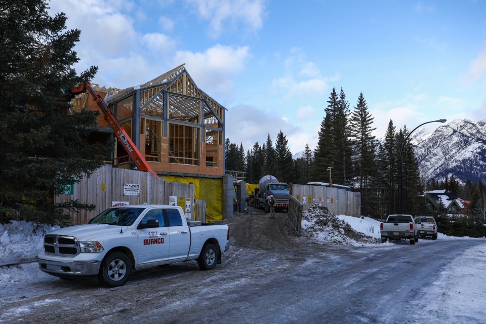 20211123 Banff House Construction 0003