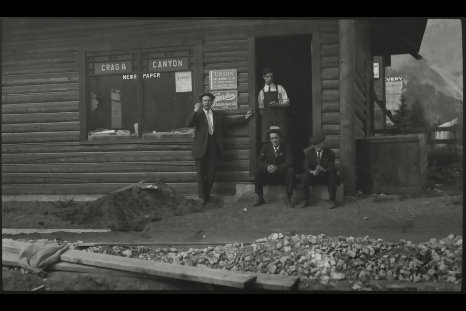 Norman Luxton and staff outside Crag Cabin, [ca. 1903], Luxton family fonds, LUX / I / D6c / PA - 179, Archives & Special Collections, Whyte Museum of the Canadian Rockies