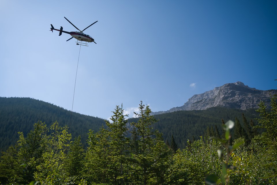 An Alpine helicopter lifts off at the Heart Creek Day Use Area on Saturday (July 29) near Lac Des Arcs. MATTHEW THOMPSON RMO PHOTO