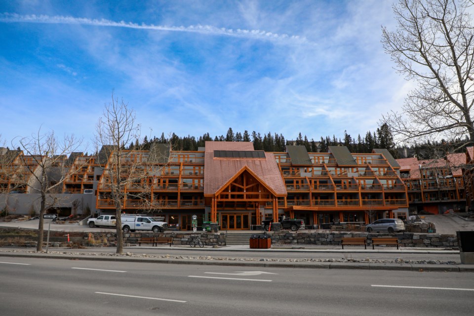 Hotel Canoe & Suites, which was formerly known as the Inns of Banff, at 600 Banff Avenue on Thursday (Nov. 9). JUNGMIN HAM RMO PHOTO