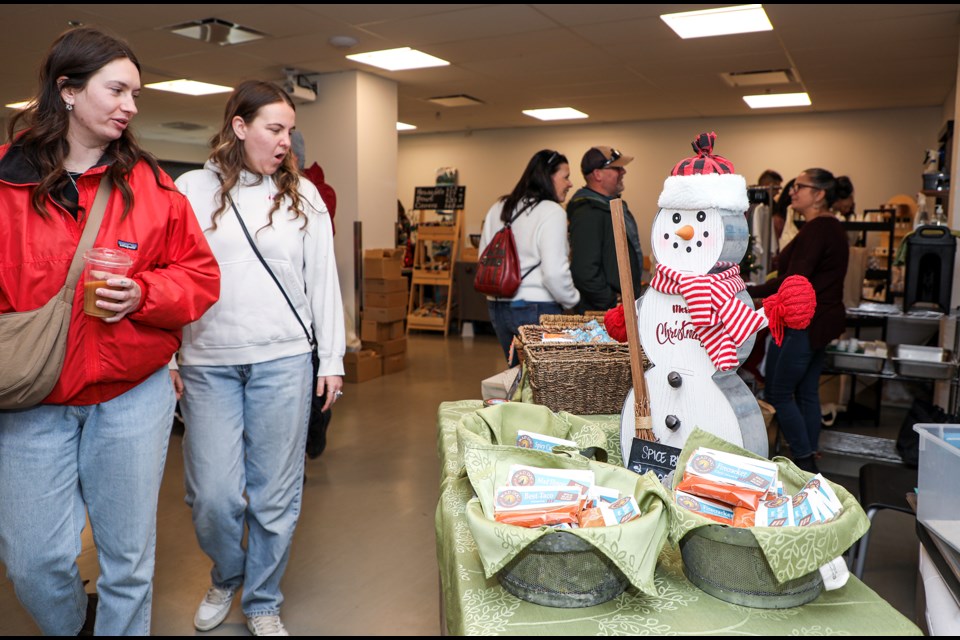 The 2023 Canmore Christmas Artisans’ Market had 75 local artists and artisans offering ways to shop for Christmas gifts at the Canmore Recreation Centre on Saturday and Sunday (Nov. 18- 19). All proceeds benefit the Canmore Preschool Society. JUNGMIN HAM RMO PHOTO  