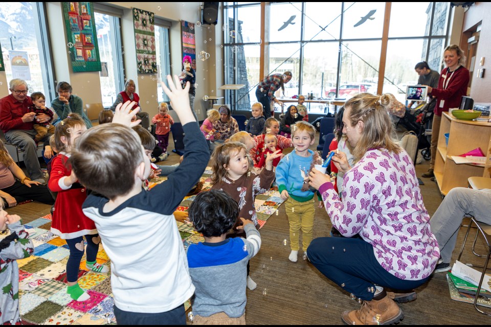 The Family Holiday Storytime had more than 70 kids participating at Canmore Public Library on Friday (Dec. 15). JUNGMIN HAM RMO PHOTO 