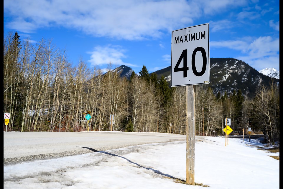 The current 40 km/h speed limit sign when entering Lac Des Arcs on Wednesday (March 13). The speed limit is set to be reduced to 30 km/h. MATTHEW THOMPSON RMO PHOTO