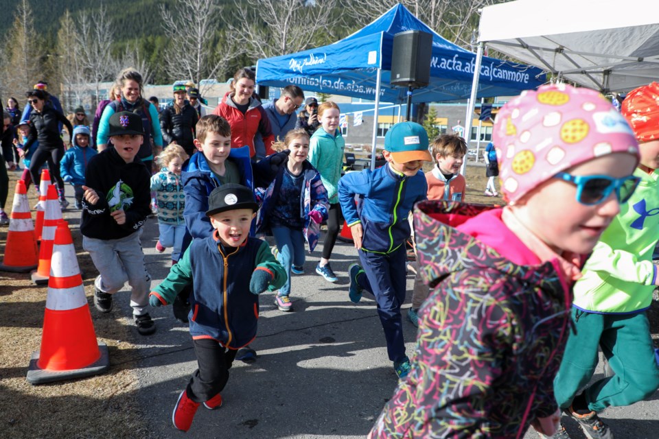 Little runners came burning out of the starting line for the one-kilometre run at the 10th annual Equinox Run at École Notre-Dame des Monts in Canmore on Saturday (May 4). JUNGMIN HAM RMO PHOTO