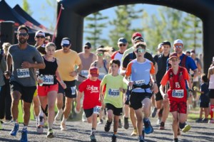 Canmore runner blazes trail to first in 5 Peaks race