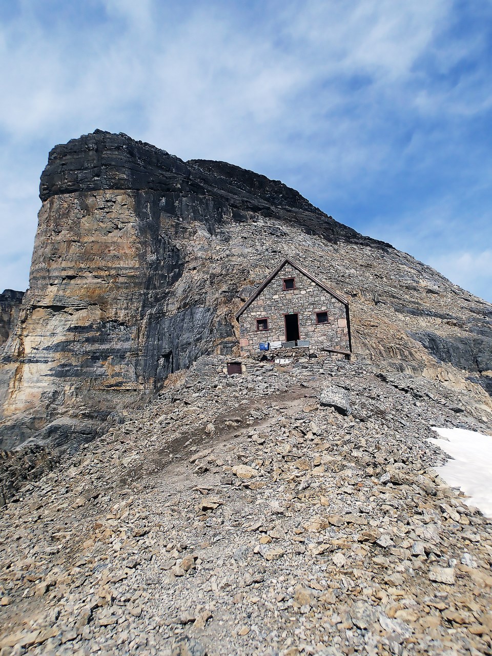 abbot-pass-hut-restoration-aug-12-2014-parks-canada-rachel-pennell-17