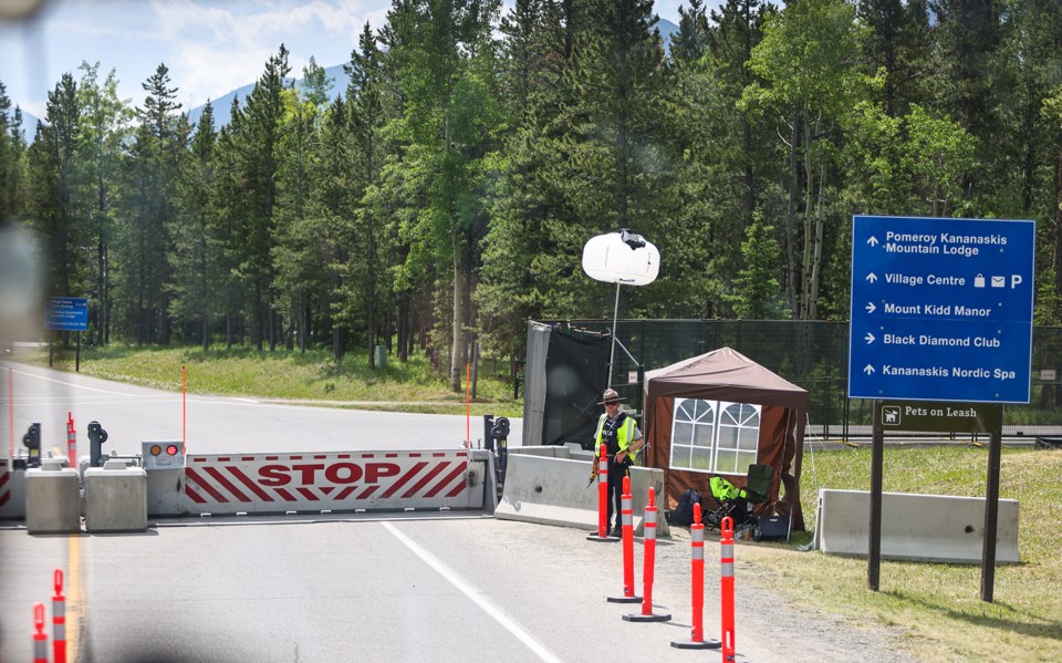20250617-g7-security-check-jh-0002-copy